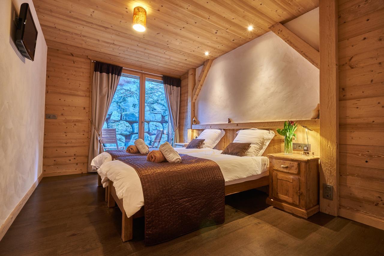 Chalet Virolet B&B เลส์เฌต์ ภายนอก รูปภาพ